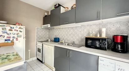 Apartment 2 rooms of 45 m² in Livry-Gargan (93190)