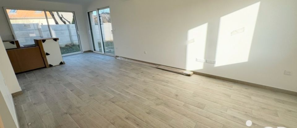 Maison 5 pièces de 103 m² à Guignes (77390)