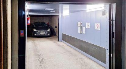 Parking/garage/box de 11 m² à Paris (75017)