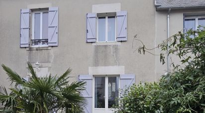 House 6 rooms of 103 m² in Douarnenez (29100)