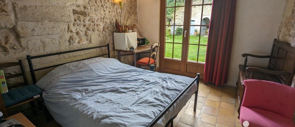 Farm 8 rooms of 208 m² in Montoire-sur-le-Loir (41800)