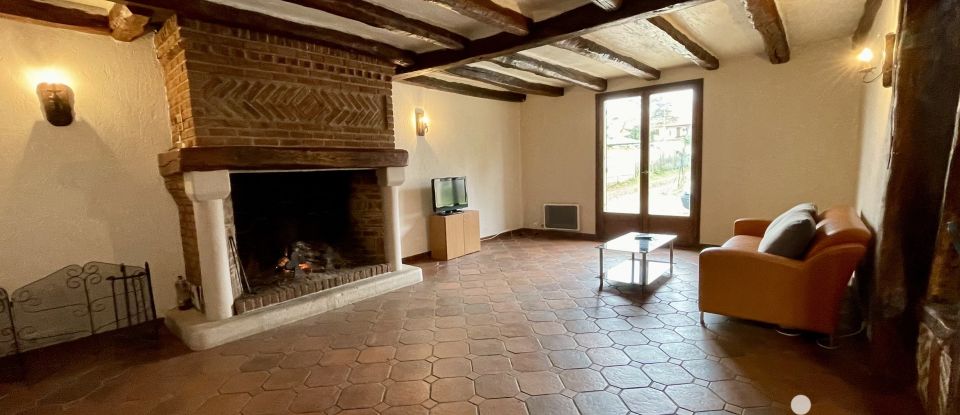 Traditional house 7 rooms of 180 m² in Saint-Germain-lès-Arpajon (91180)