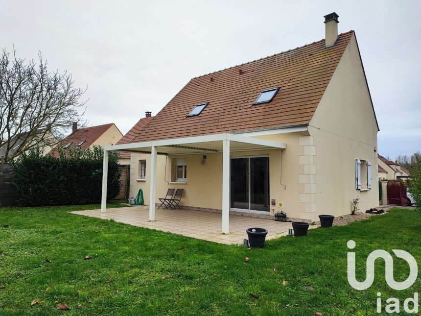 Pavillon 5 pièces de 110 m² à Monchy-Humières (60113)