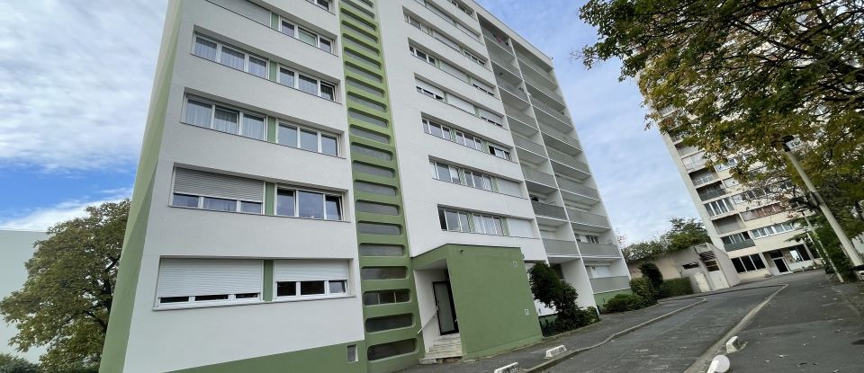 Apartment 2 rooms of 54 m² in Rosny-sous-Bois (93110)