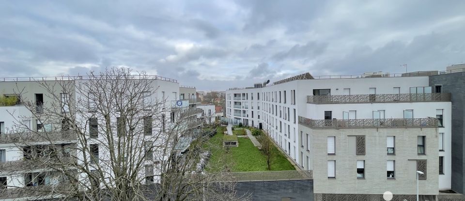 Apartment 3 rooms of 71 m² in Nanterre (92000)