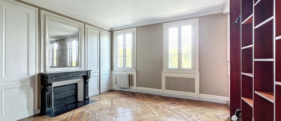 House 12 rooms of 243 m² in Rouen (76000)