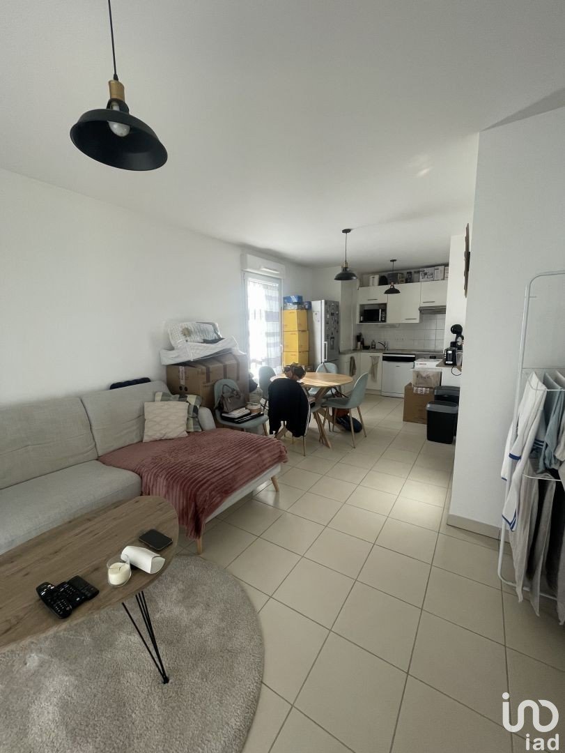 Appartement 2 pièces de 45 m² à Salon-de-Provence (13300)