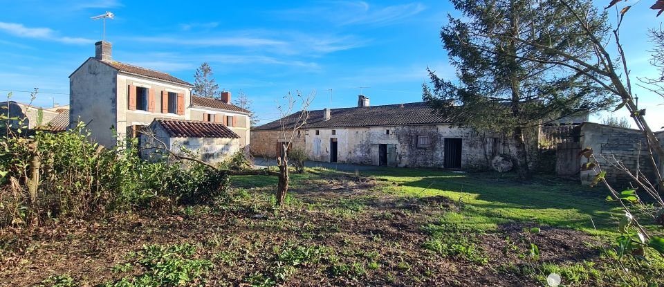 Country house 3 rooms of 72 m² in Romegoux (17250)