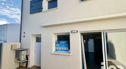 Traditional house 4 rooms of 80 m² in Angoulins (17690)