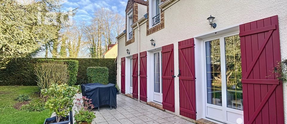 Traditional house 6 rooms of 158 m² in Tournan-en-Brie (77220)