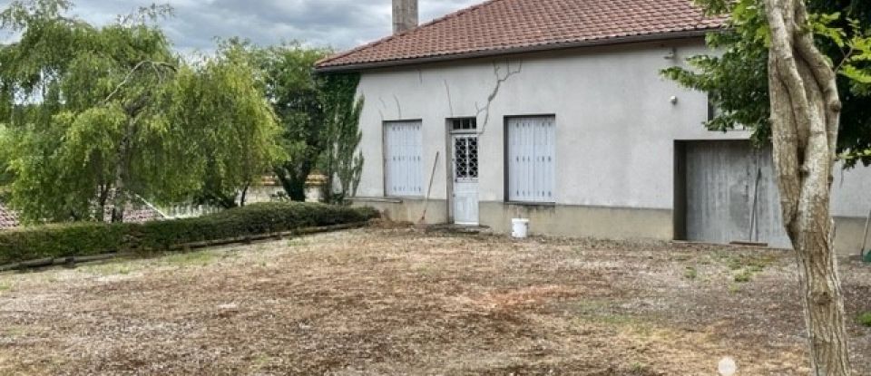 Maison de village 8 pièces de 162 m² à Laferté-sur-Aube (52120)