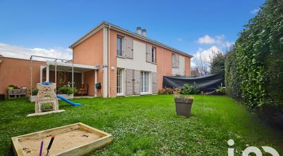 House 4 rooms of 75 m² in Combs-la-Ville (77380)