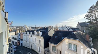 Duplex 3 rooms of 84 m² in Nantes (44100)