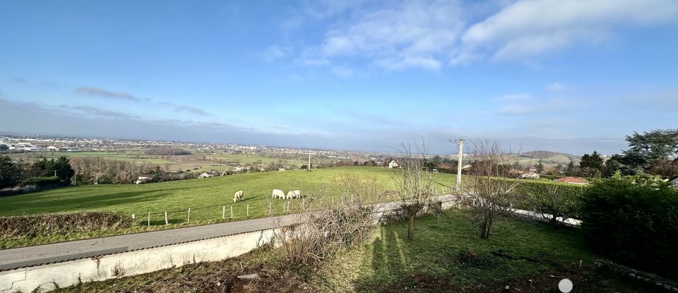 Maison 5 pièces de 121 m² à Saint-Bonnet-les-Oules (42330)