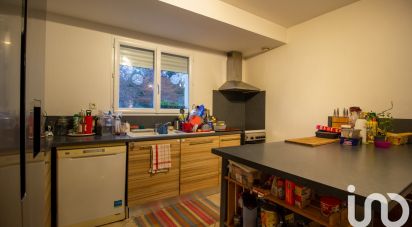 Maison 5 pièces de 120 m² à Saint-Pierre-du-Mont (40280)