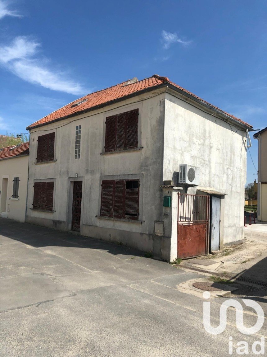 Maison 4 pièces de 113 m² à Villiers-le-Sec (95720)