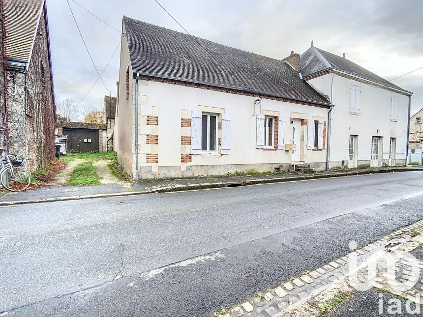 Maison traditionnelle 5 pièces de 120 m² à Saint-Gondon (45500)