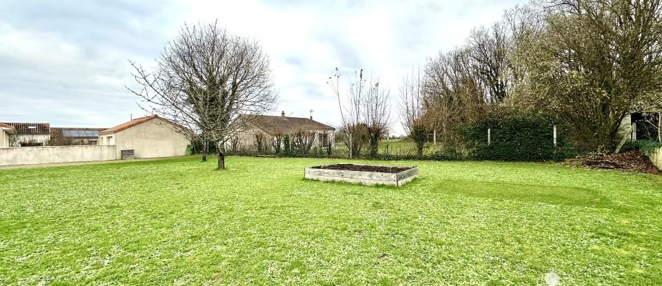 Maison traditionnelle 6 pièces de 145 m² à Thouars (79100)