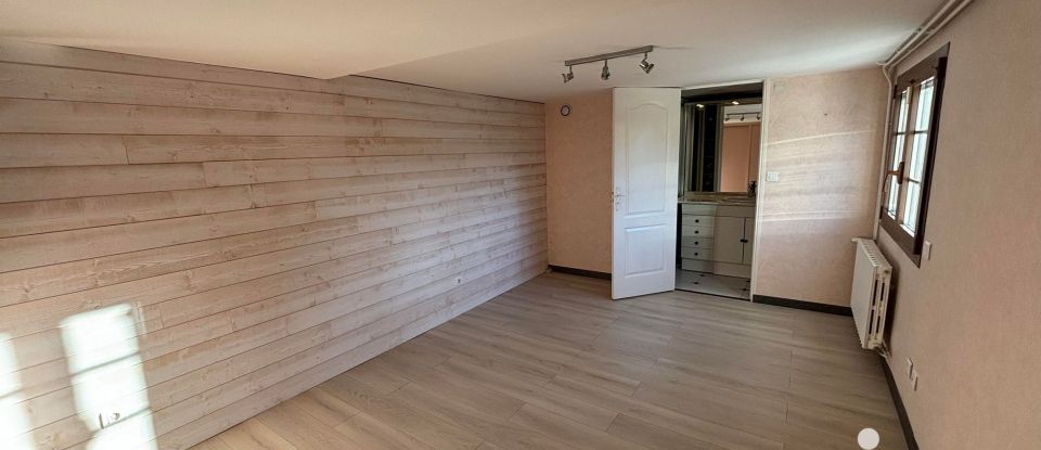 Maison traditionnelle 4 pièces de 92 m² à Châtellerault (86100)