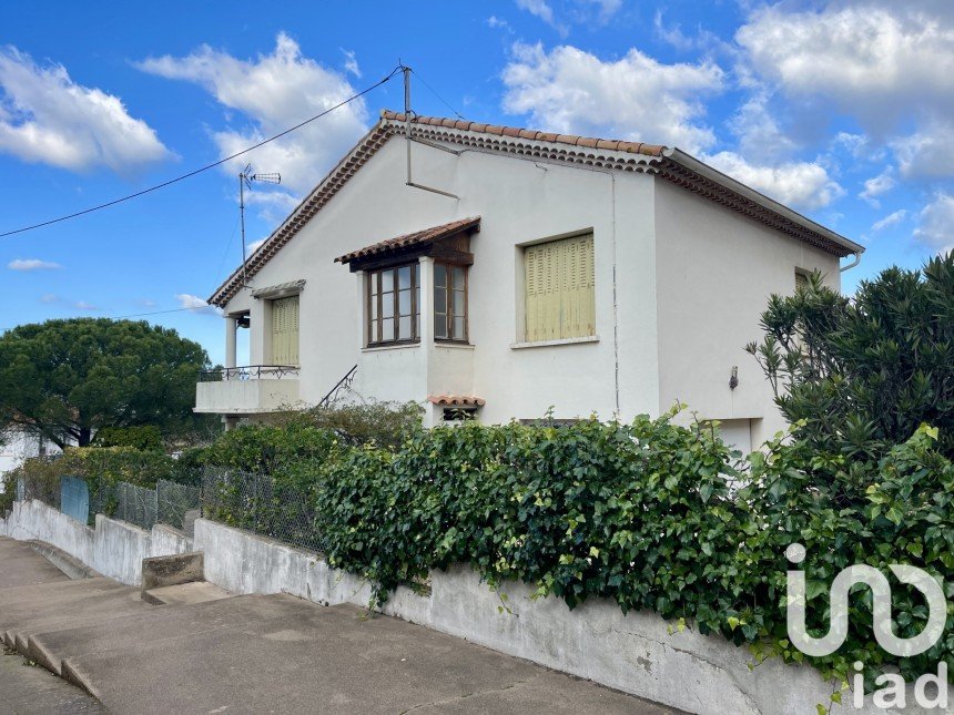 House 5 rooms of 118 m² in Puget-sur-Argens (83480)