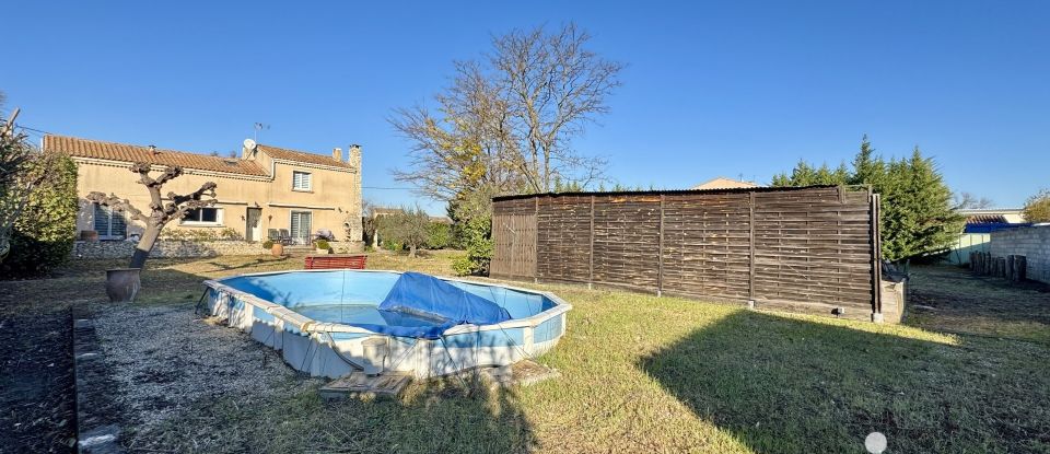 House 6 rooms of 133 m² in Morières-lès-Avignon (84310)