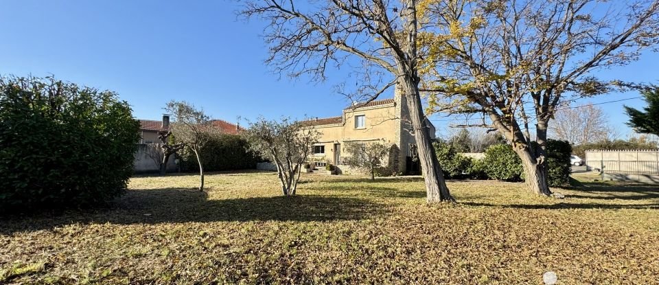 House 6 rooms of 133 m² in Morières-lès-Avignon (84310)