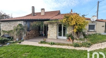 Maison rustique 4 pièces de 96 m² à Lemps (07610)