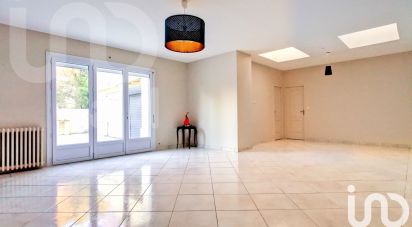 Maison 5 pièces de 144 m² à Parempuyre (33290)