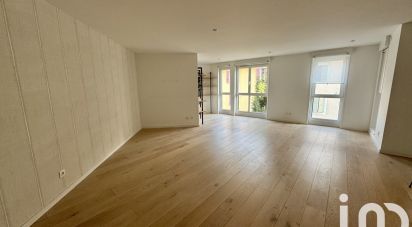 Apartment 5 rooms of 141 m² in Annecy (74000)