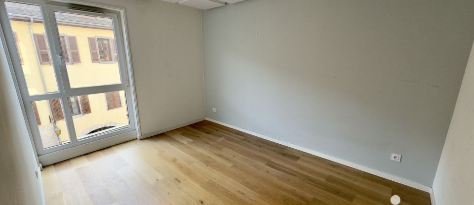 Apartment 5 rooms of 141 m² in Annecy (74000)