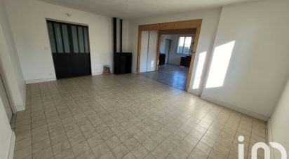 Pavilion 4 rooms of 99 m² in Parthenay (79200)