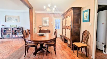 Traditional house 6 rooms of 192 m² in Arzens (11290)