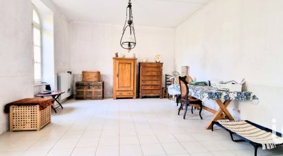 Traditional house 6 rooms of 284 m² in Arzens (11290)