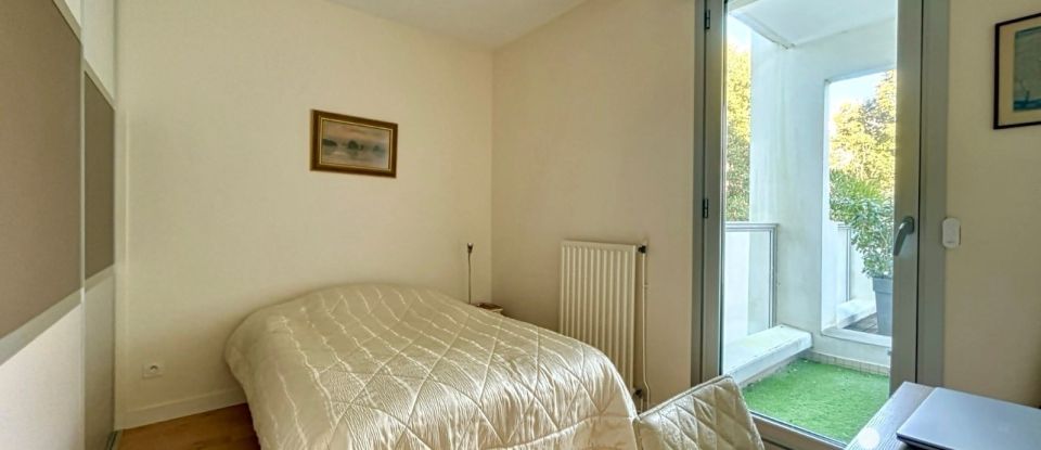 Appartement 4 pièces de 99 m² à La Rochelle (17000)