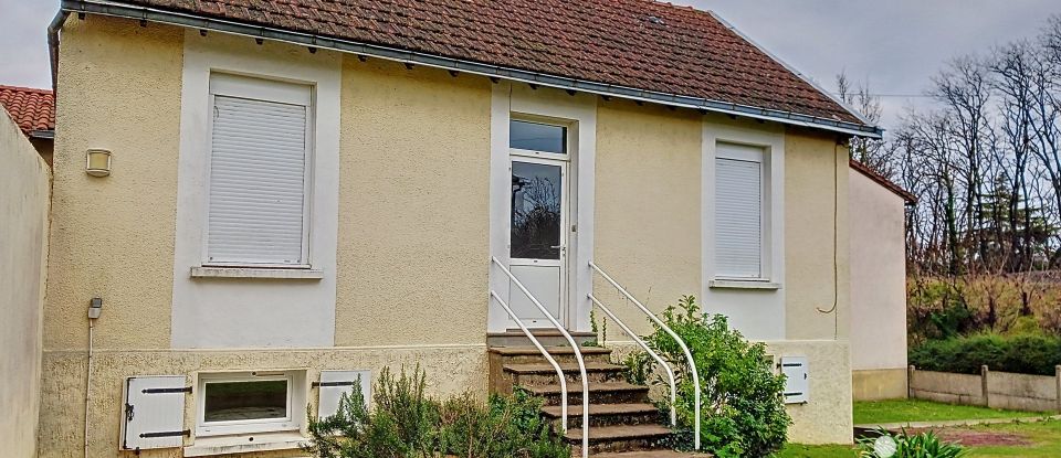 House 4 rooms of 92 m² in Chemillé-en-Anjou (49120)