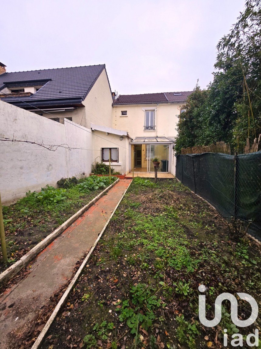 House 5 rooms of 80 m² in Bezons (95870)