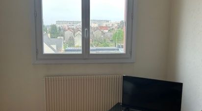 Appartement 4 pièces de 75 m² à Saint-André-les-Vergers (10120)