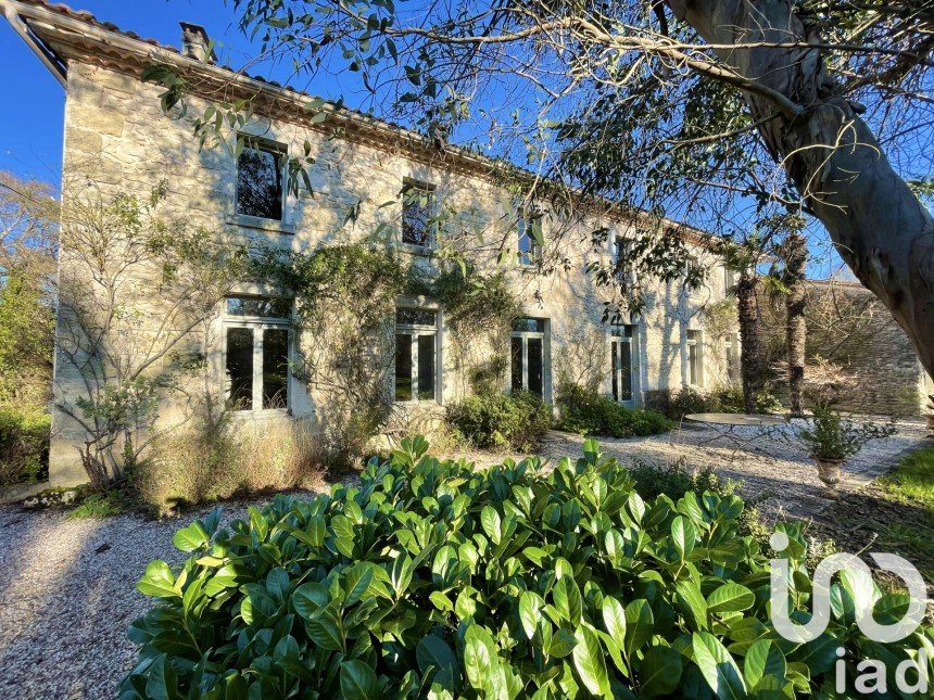 Mansion 13 rooms of 471 m² in Blaignan (33340)