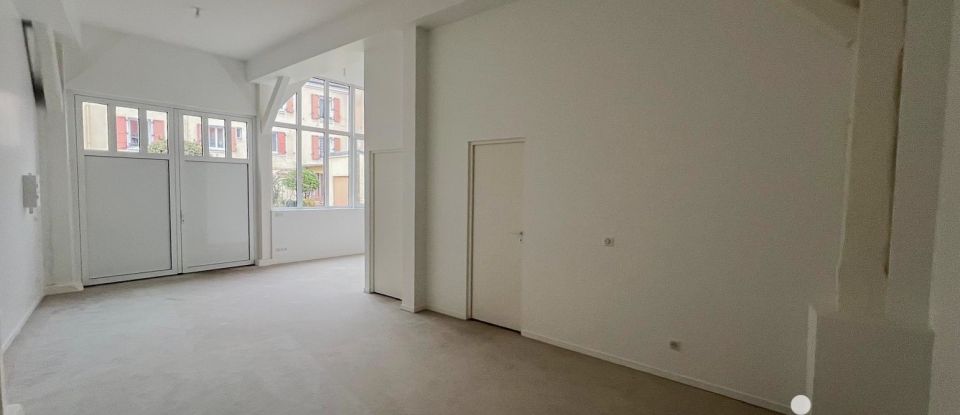 Town house 7 rooms of 266 m² in Vanves (92170)