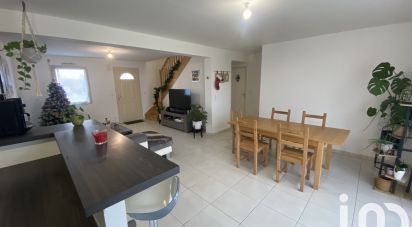 Maison 6 pièces de 112 m² à Montsûrs (53150)