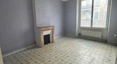 Appartement 3 pièces de 54 m² à Marseille (13007)