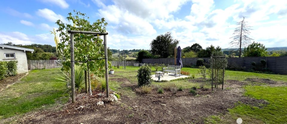 Maison de campagne 4 pièces de 100 m² à Bazac (16210)