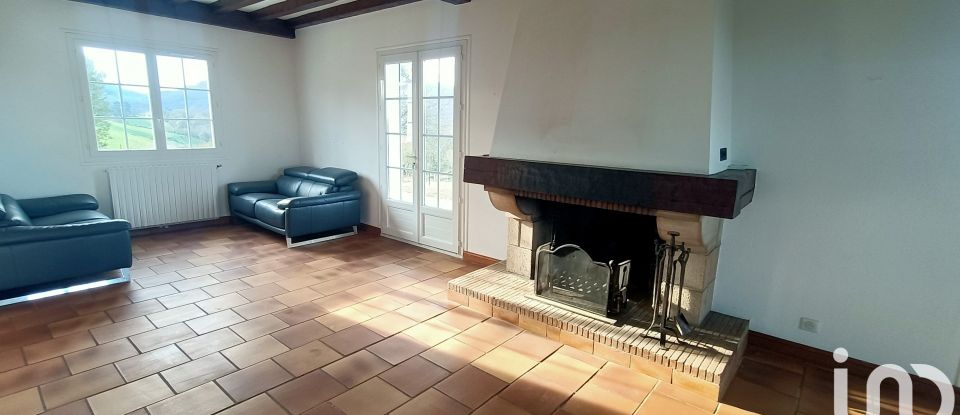 Maison 6 pièces de 160 m² à Urrugne (64122)