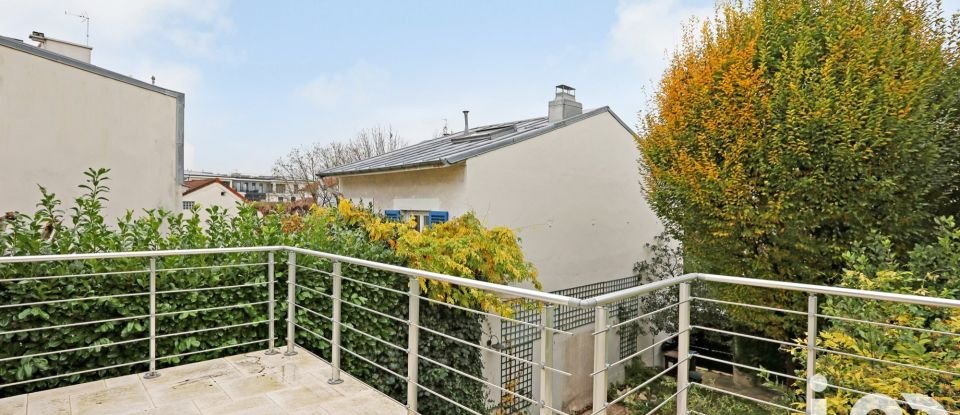 House 5 rooms of 174 m² in Saint-Cloud (92210)