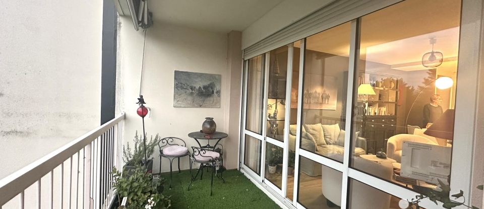 Apartment 3 rooms of 56 m² in Le Mans (72000)