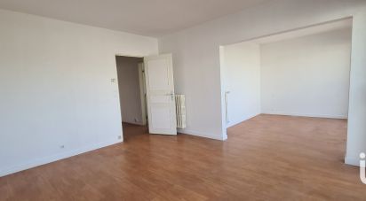 Apartment 4 rooms of 75 m² in Vannes (56000)