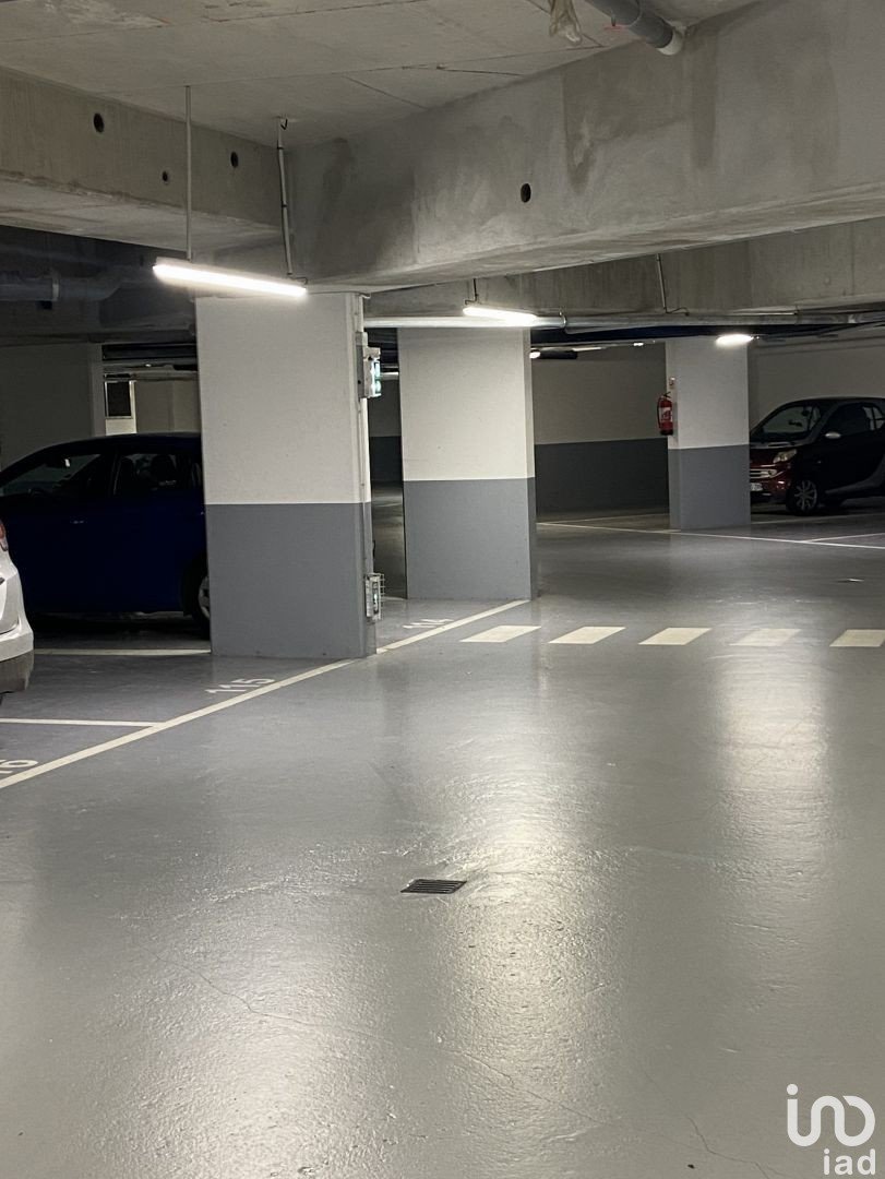 Parking/garage/box de 10 m² à Saint-Ouen-sur-Seine (93400)