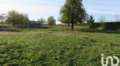 Terrain de 8 182 m² à Montmorillon (86500)