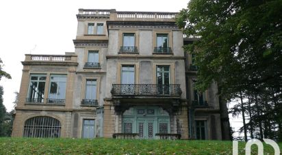 Château 20 pièces de 564 m² à Saint-Étienne (42000)