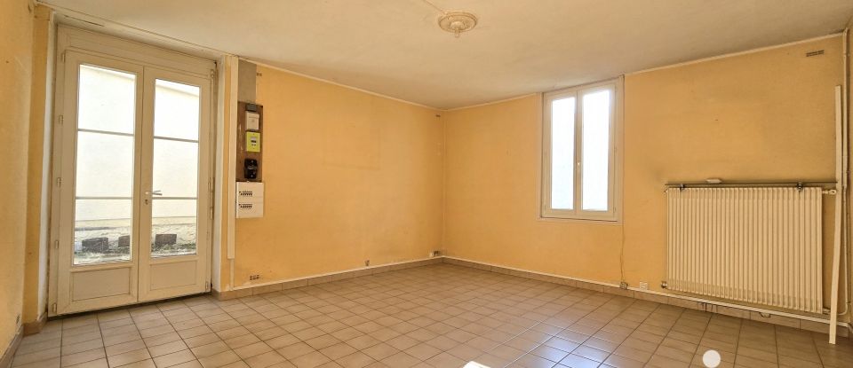 Maison 4 pièces de 88 m² à Yvrac (33370)